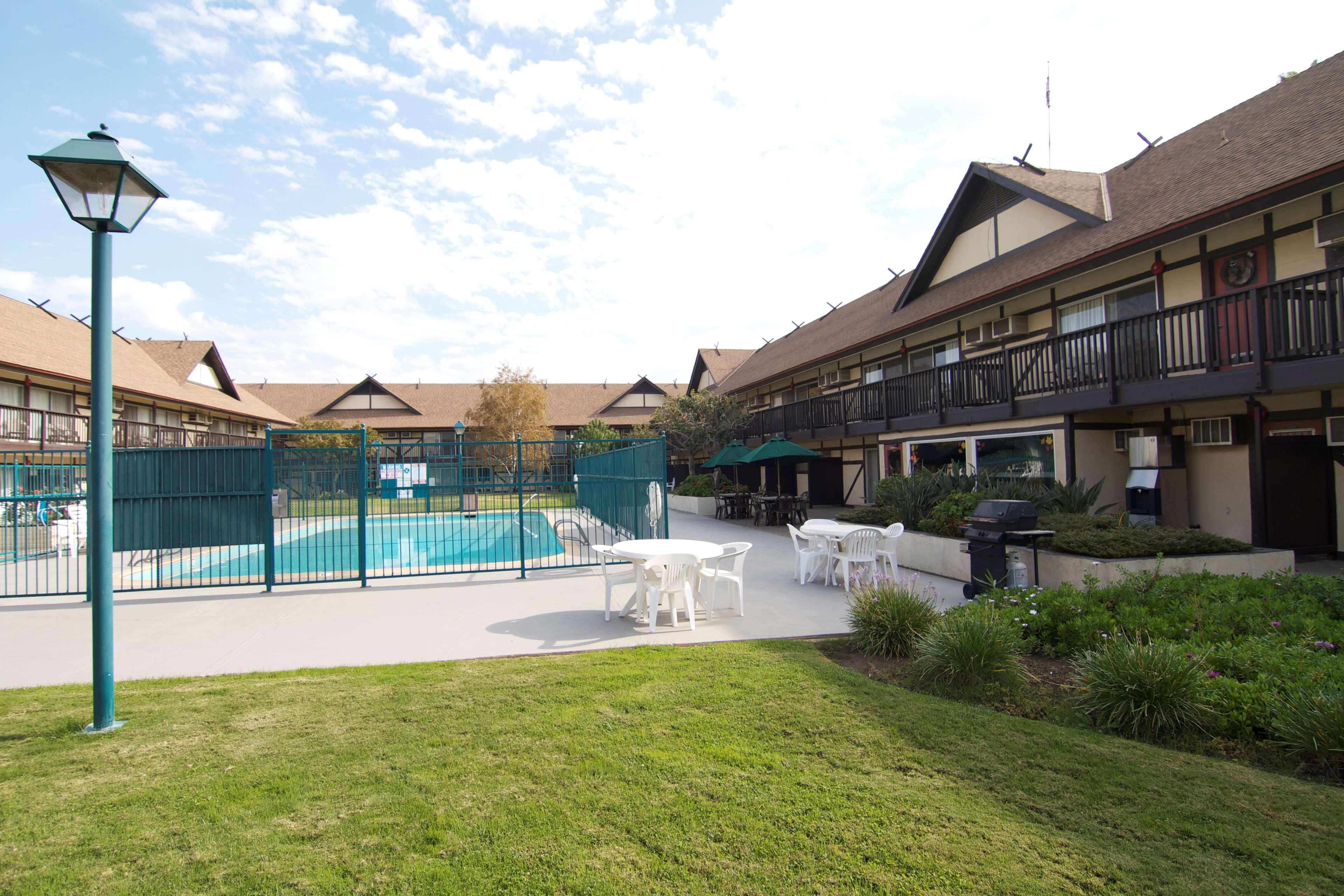 Best Western Andersen'S Inn Santa Nella Ανέσεις φωτογραφία